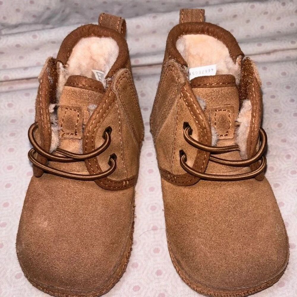 UGG Baby Suede Booties Brown Shearling Lined Cozy Velcro closure Boots size 4/5